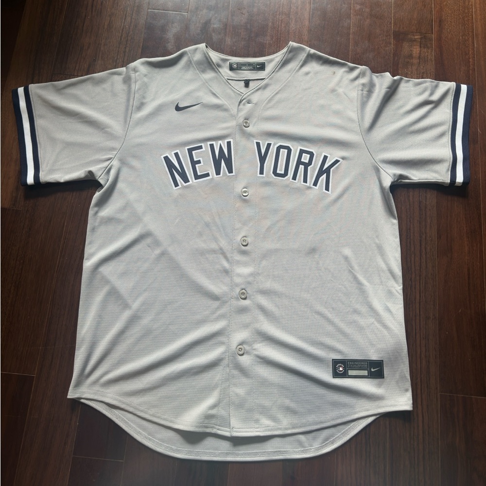 NY Nike Yankees Jersey worn once